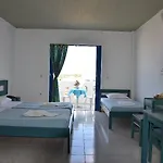 Bouradanis Art Hotel מרמרי