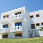 Bouradanis Art Hotel מלון דירות