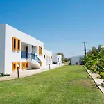 Bouradanis Art Hotel Aparthotel