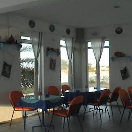 Bouradanis Art Lägenhetshotell
