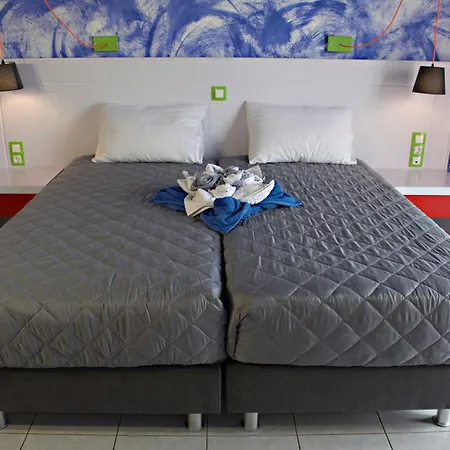 Bouradanis Village مارماري