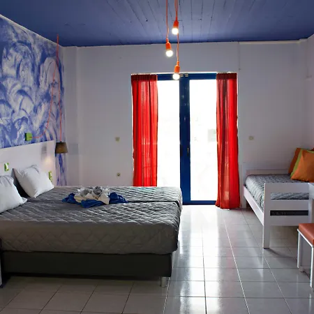 Bouradanis Village شقة فندقية 3*