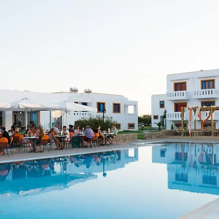 Bouradanis Village Aparthotel 3*