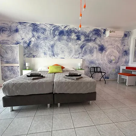 Apart Otel Bouradanis Art Hotel 3*