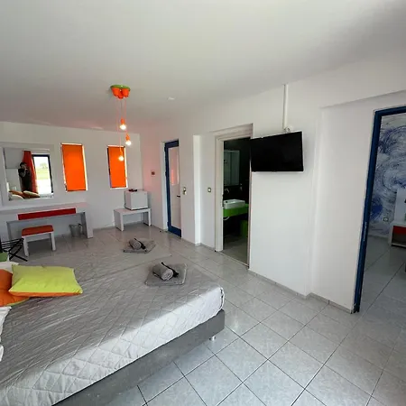 Bouradanis Art Hotel مارماري