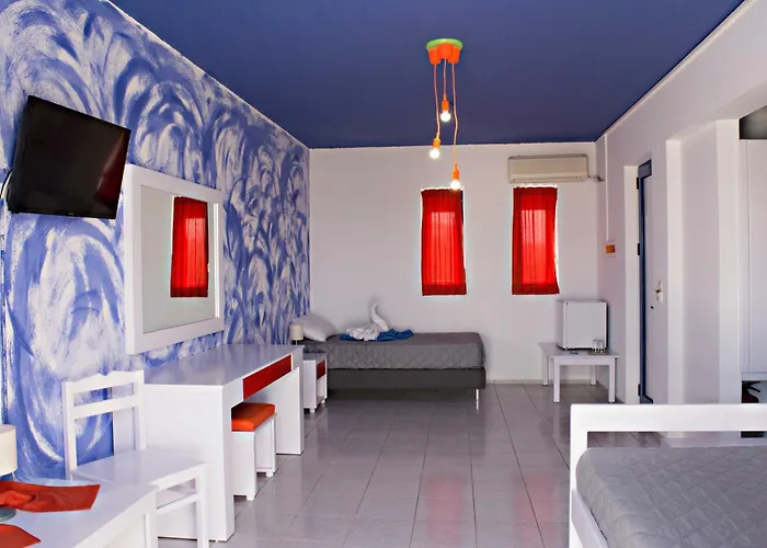 Bouradanis Art Hotel شقة فندقية 3*