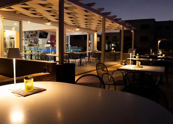 Bouradanis Art Hotel شقة فندقية 3*